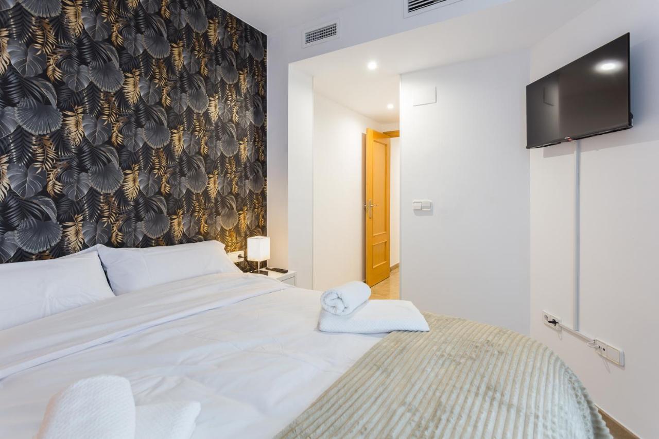Piso Familiar Cerca Del Centro, Ac Y Wifi Gratis Apartment Valencia Exterior photo