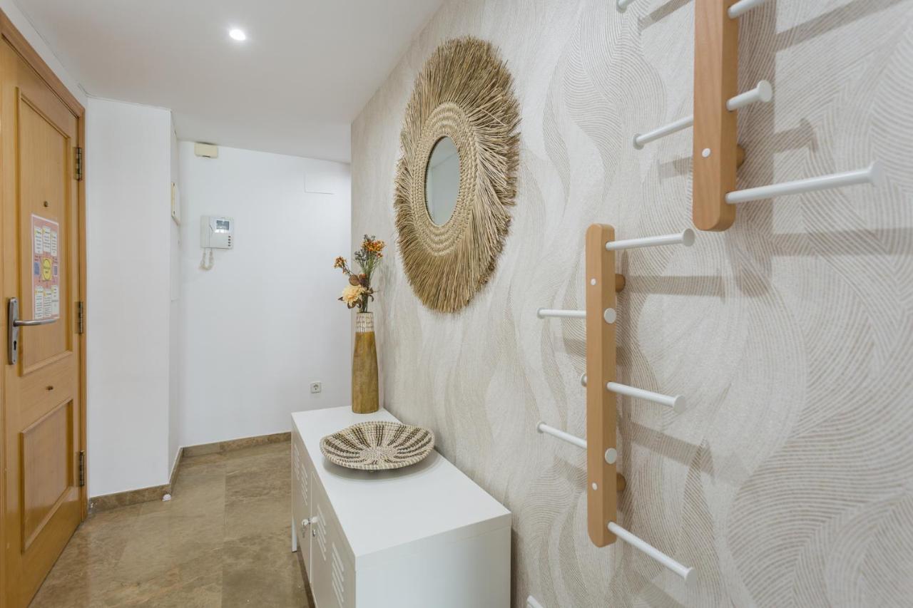 Piso Familiar Cerca Del Centro, Ac Y Wifi Gratis Apartment Valencia Exterior photo