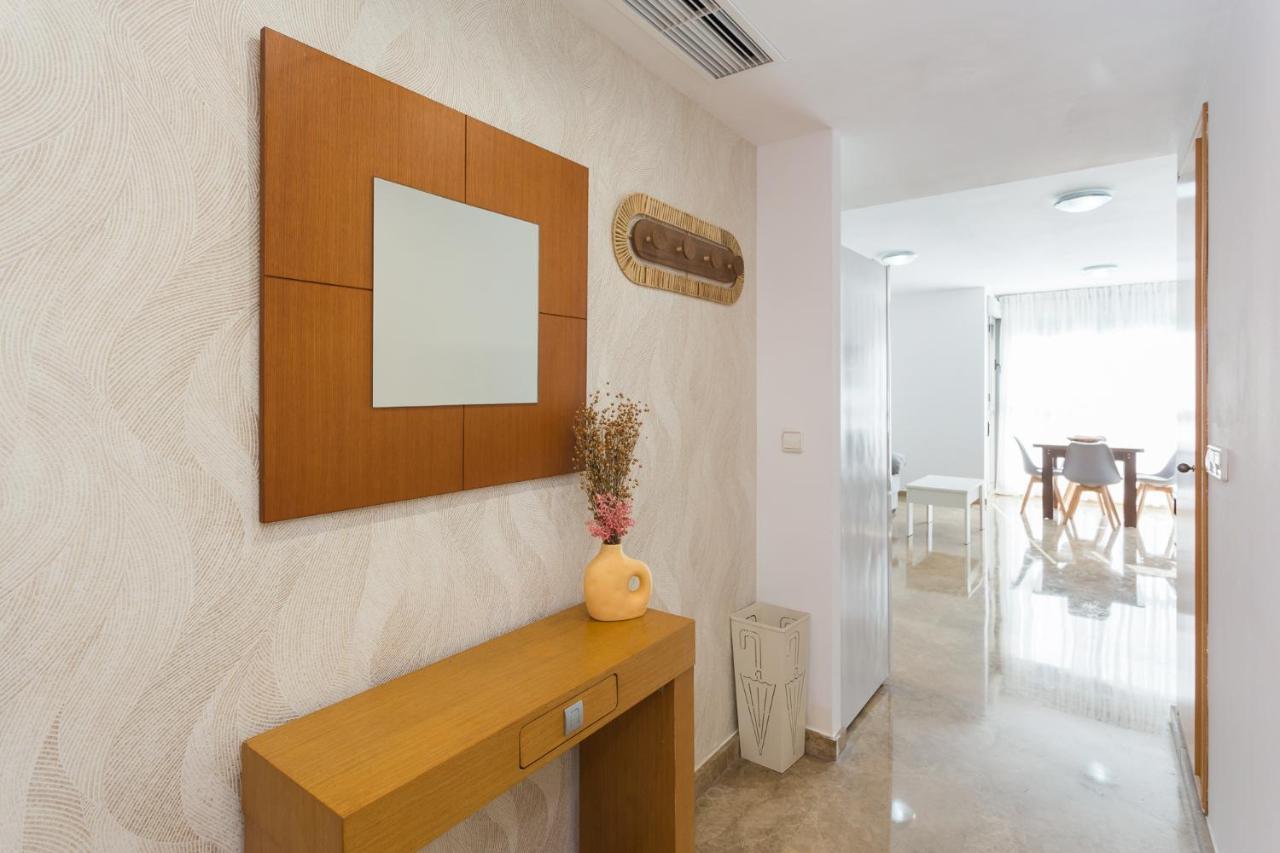 Piso Familiar Cerca Del Centro, Ac Y Wifi Gratis Apartment Valencia Exterior photo