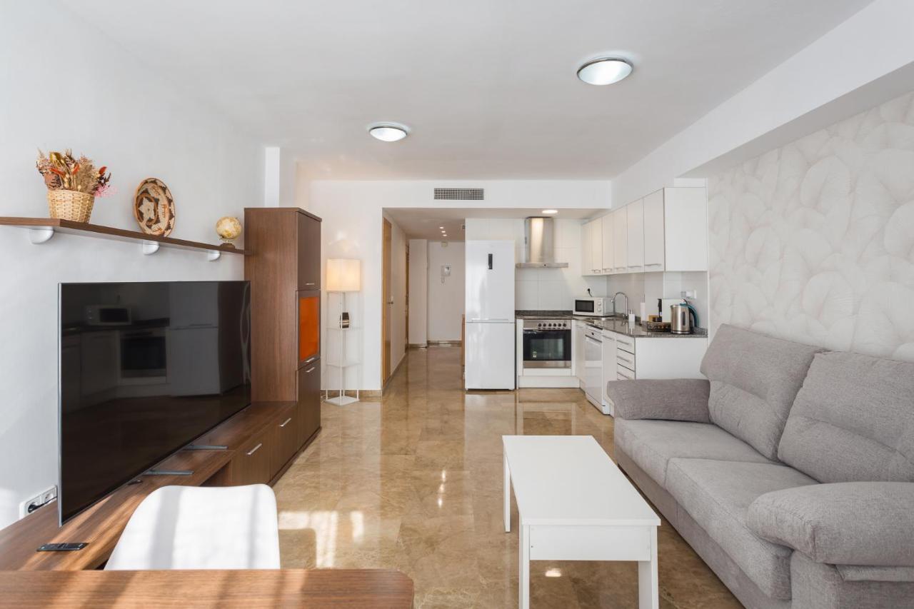 Piso Familiar Cerca Del Centro, Ac Y Wifi Gratis Apartment Valencia Exterior photo