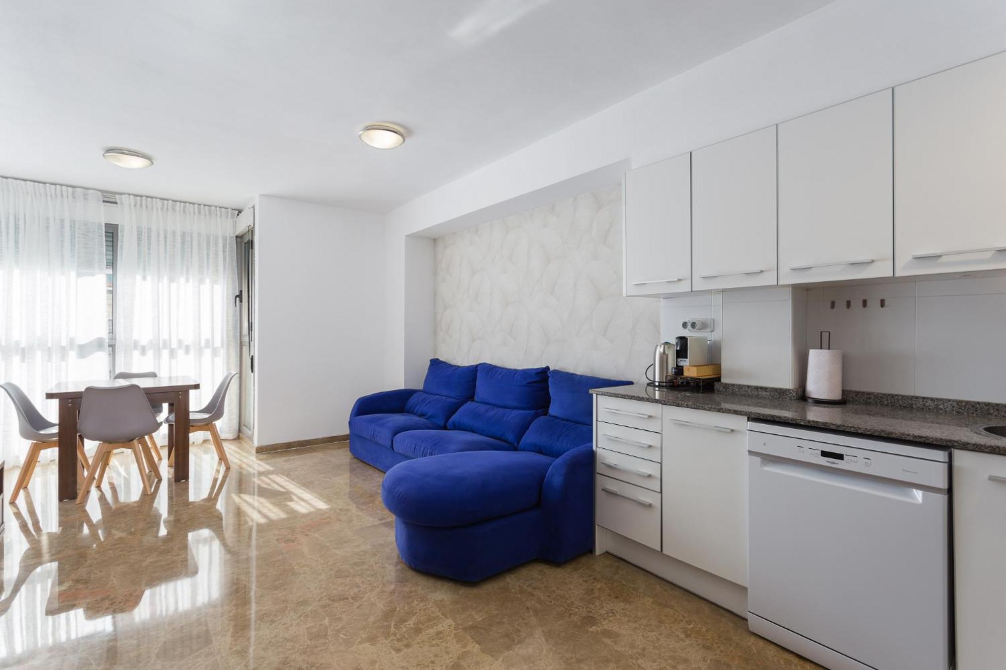 Piso Familiar Cerca Del Centro, Ac Y Wifi Gratis Apartment Valencia Exterior photo